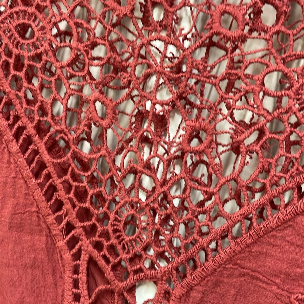 Democracy boho lace embroidered open rose color size small top - Picture 4 of 6